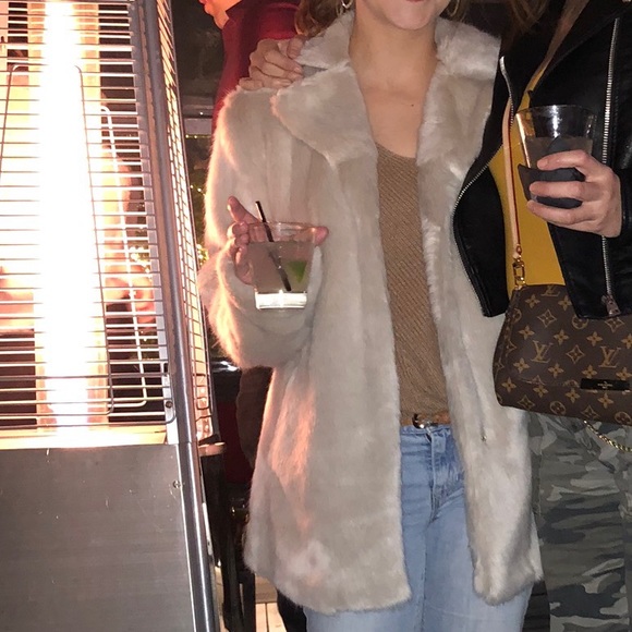 A.N.D. / Faux Fur Coat - Picture 5 of 5